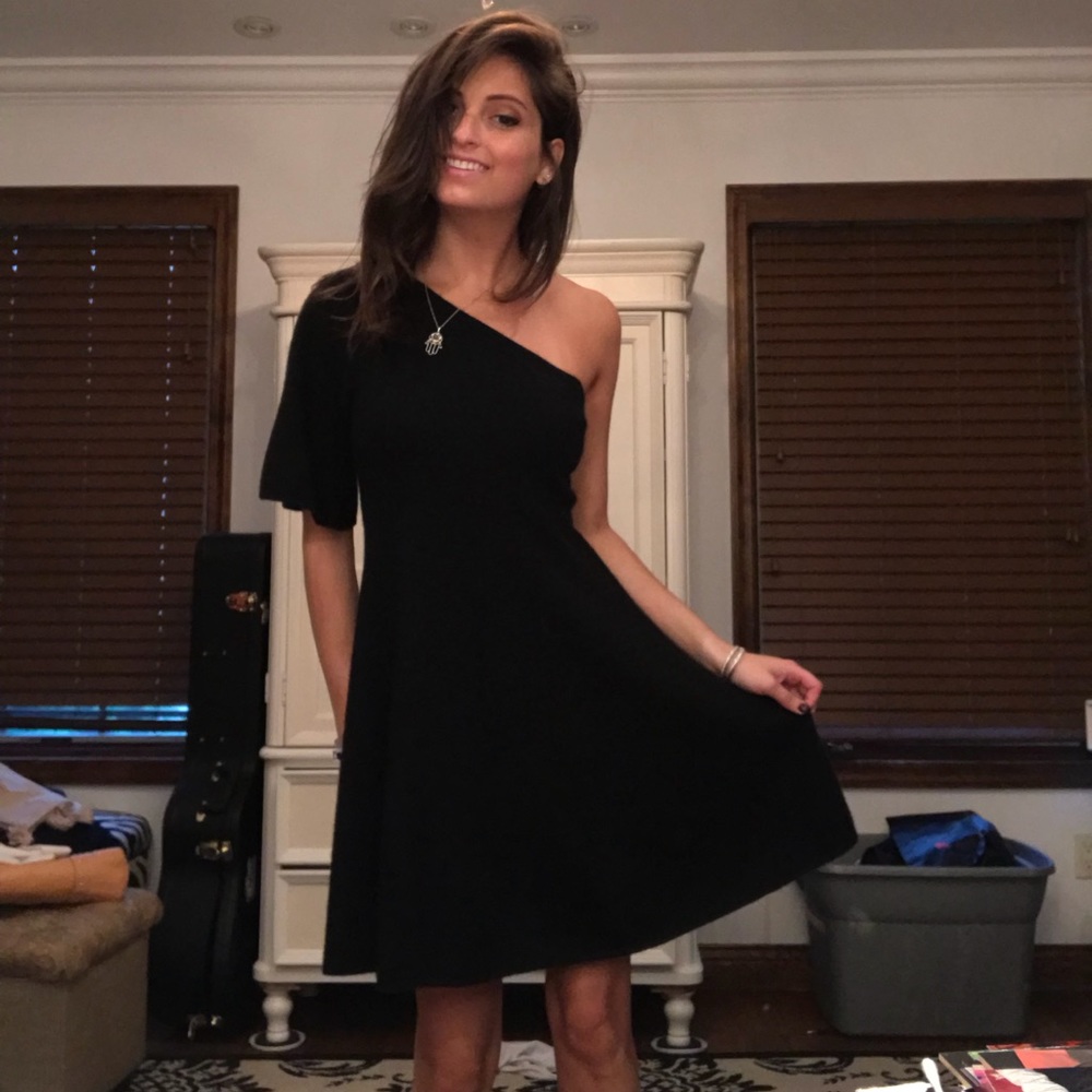 Elegant warm one shoulder black dress